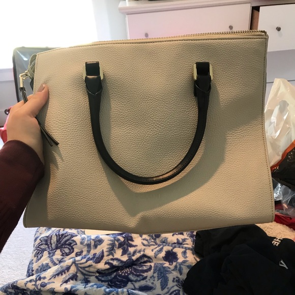 Pollini leather handbag - Picture 2 of 5